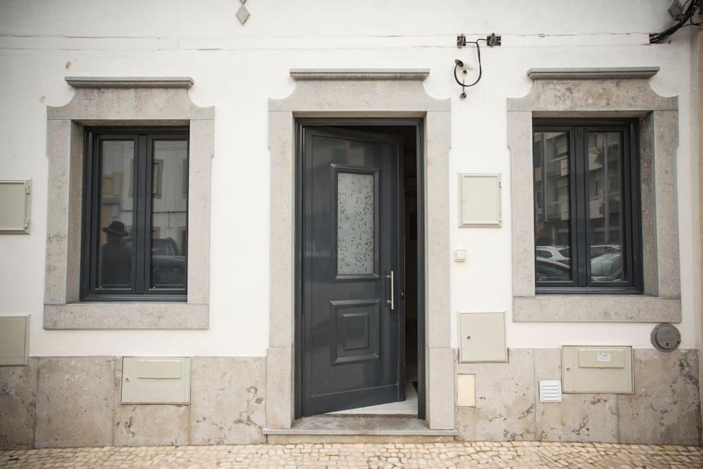 Typical House Faro Downtown Private Entrance Villa Exteriör bild